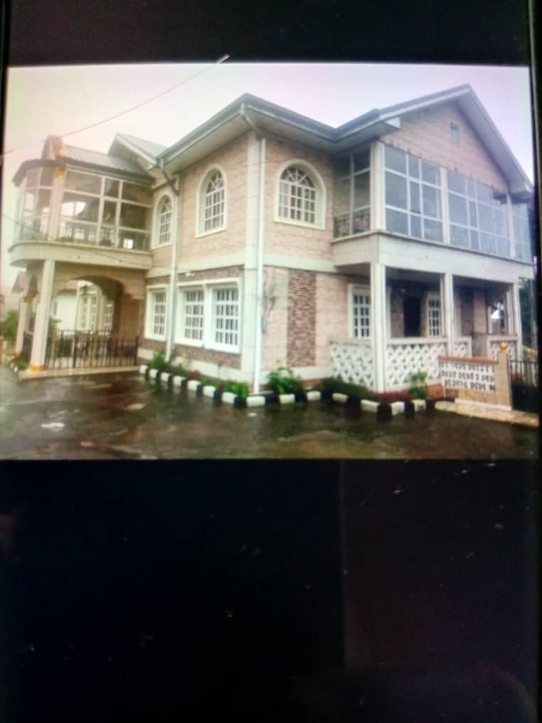 Prime 4-Bedroom Family Residence for Sale in Federal Quarters, Buea